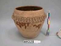 藏品(唐～宋  廣口帶釉陶罐)的圖片